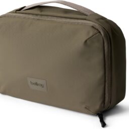 Bellroy Hanging Toiletry Kit 3L, Travel Toiletry Bag - SeaKelp